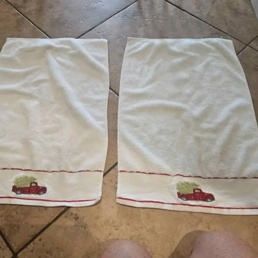 Grammercy Christmas Red Truck and Tree Hand Towels